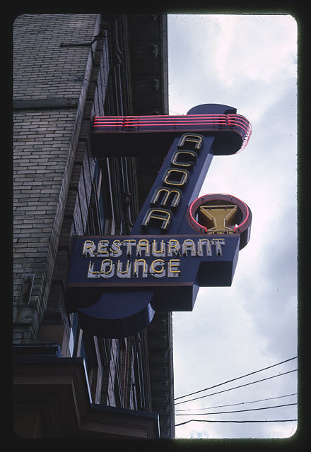 Acoma Restaurant Lounge